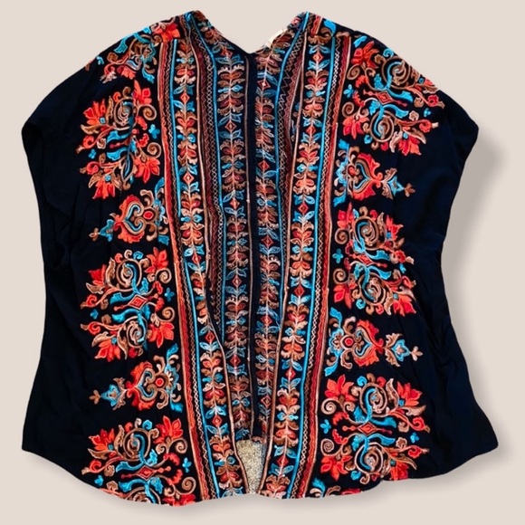 Altar’d State Embroidered Kimono - Picture 11 of 12